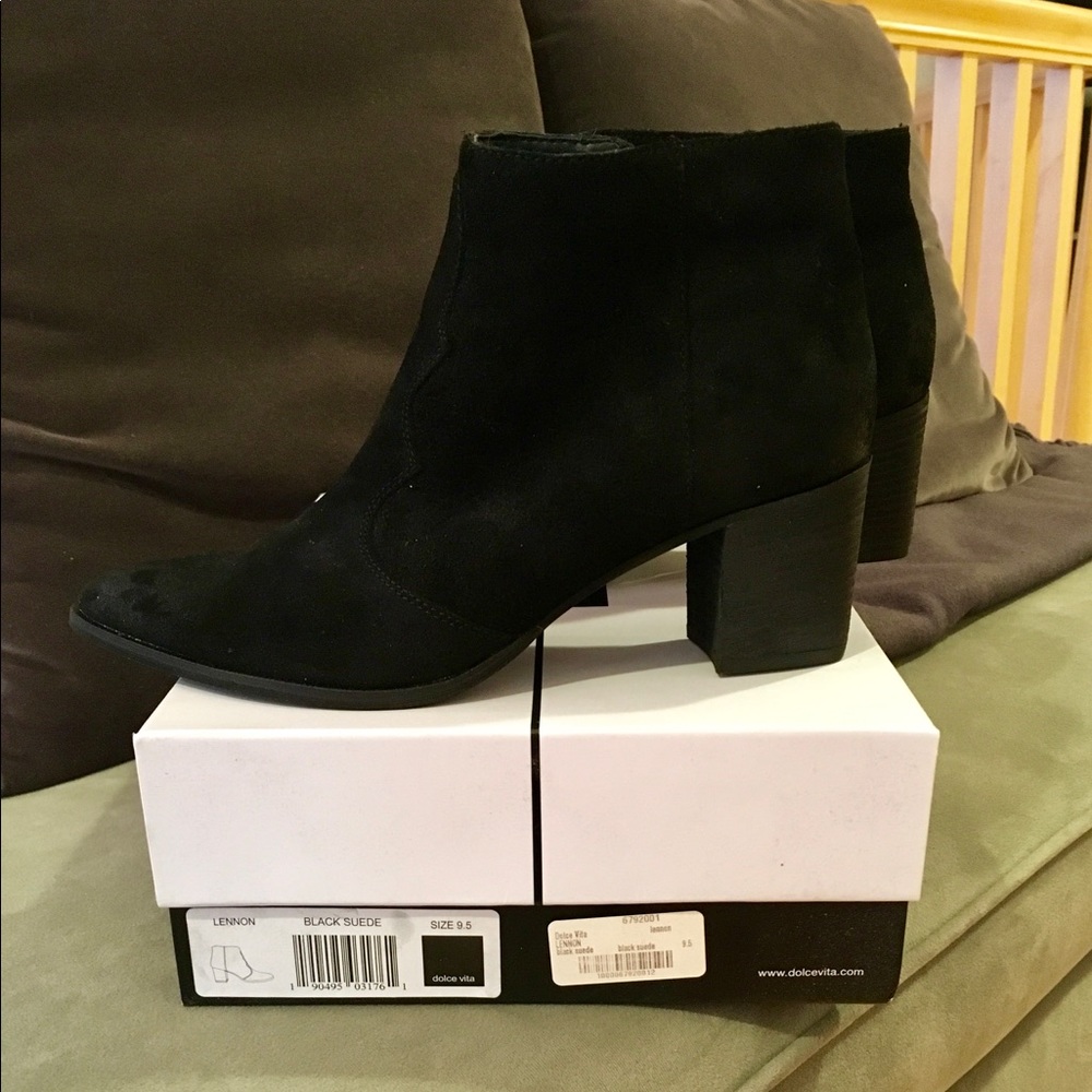 Dolce Vita black suede boots - Lennon style w heel
